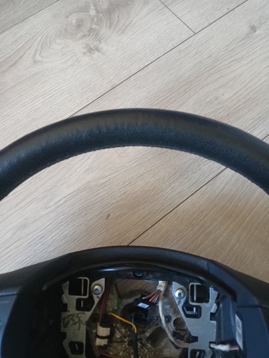Kierownica z poduszką powietrzną BMW F10 F11