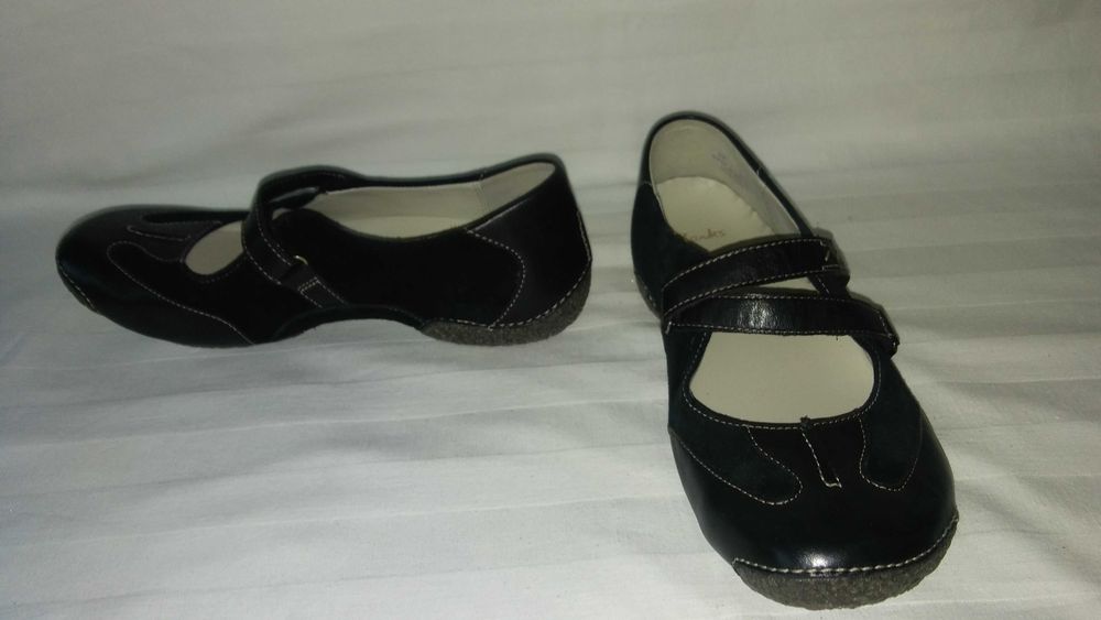 Clarks półbuty roz. 38,5 - dł. wkł. 24,5 cm- skóra- nowe