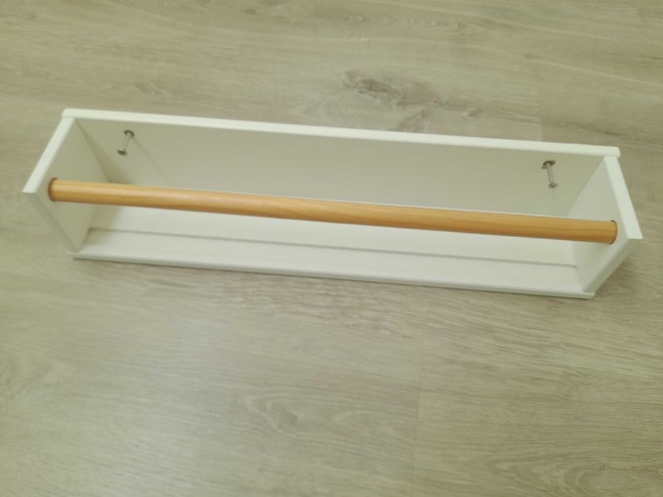 VENDO Estante de parede para livros - Só 5 eur