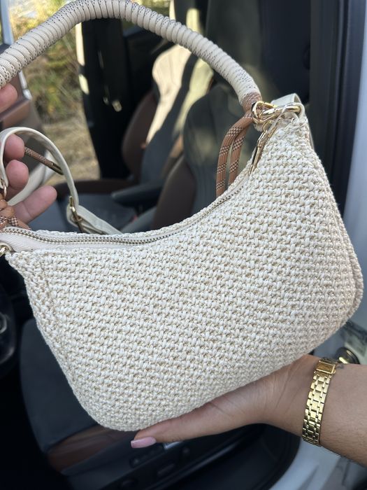 Verão com mala Prada