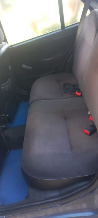 carro Citroën saxo em bom estado