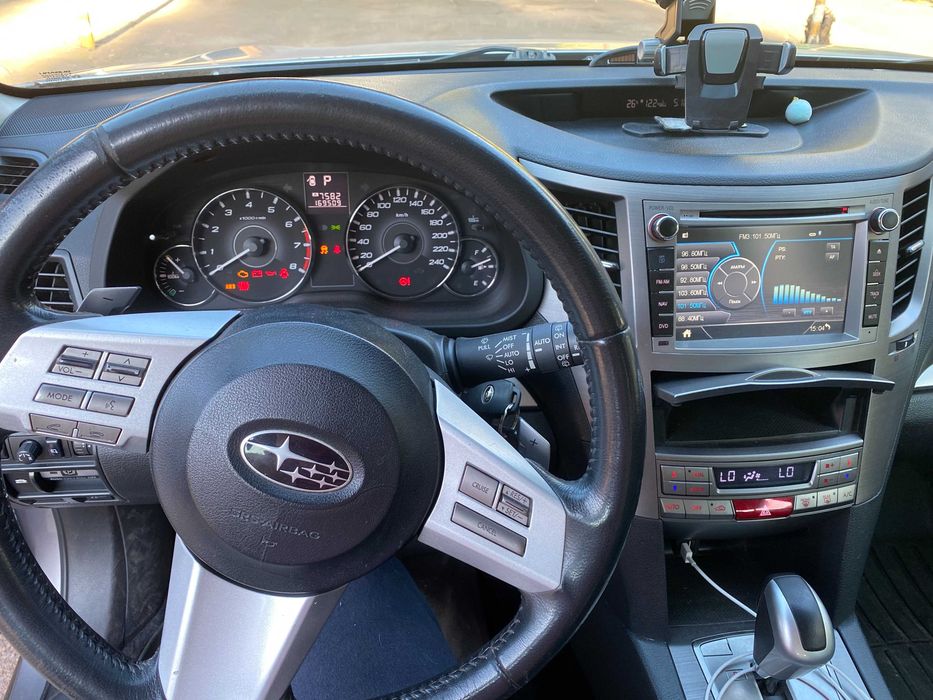 Продам Subaru Outback 2010 2.5. Собственное авто