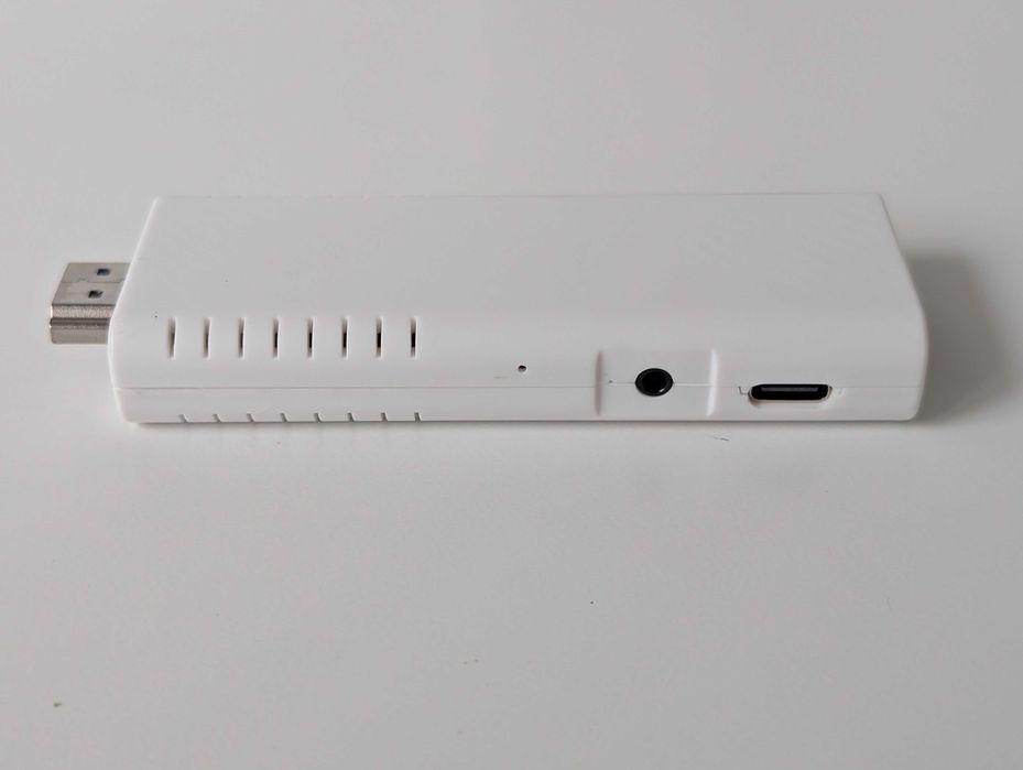 TV Stick Android 14 ATV | 4K | USB | WiFi 6 | 2+16G | BT | Controle por Voz | Utocin U9