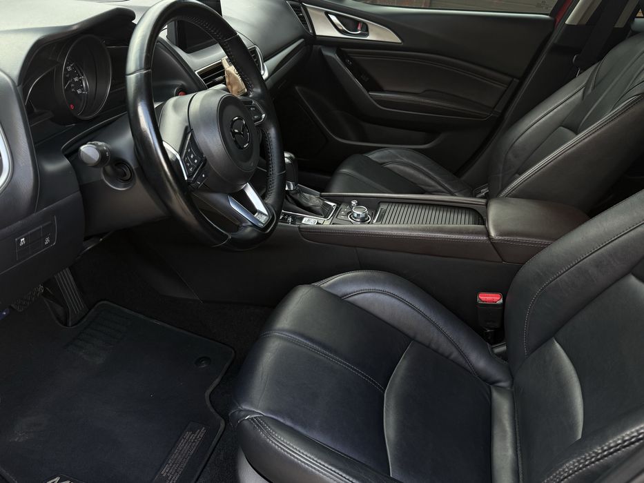 Mazda 3 2017 2.5 116- пробег.