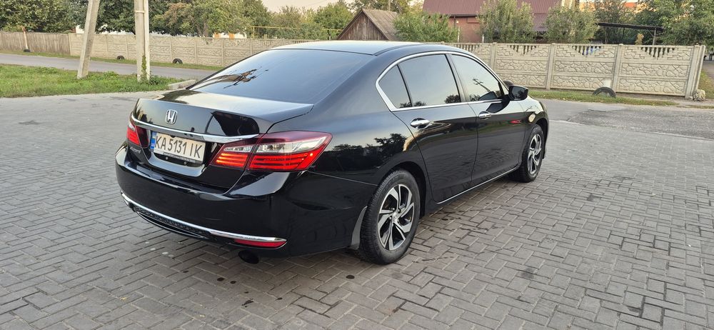 Продам Honda Accord