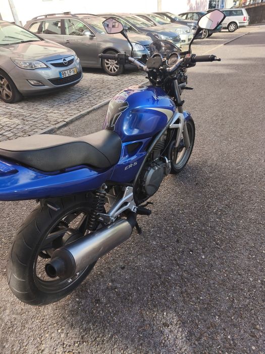 Kawasaki ER500 de 1999