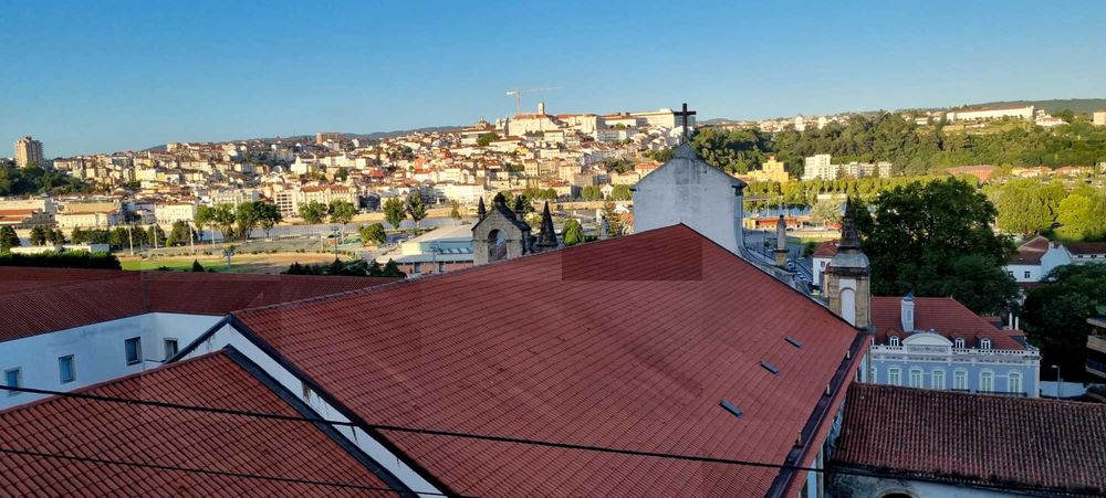 Arrenda-se Quarto e Estúdio a Estudantes