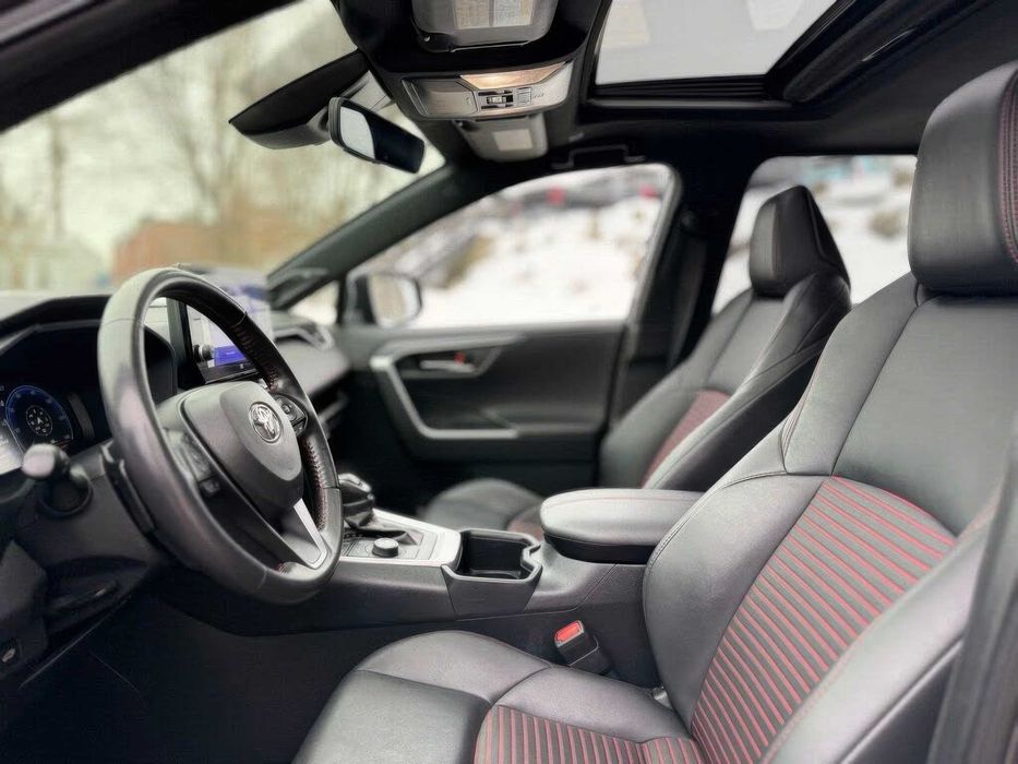 Toyota RAV4 Prime XSE      2023