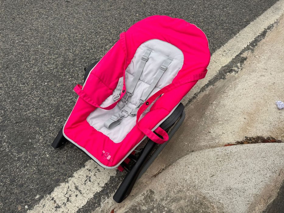 Espreguiçadeira de bebé