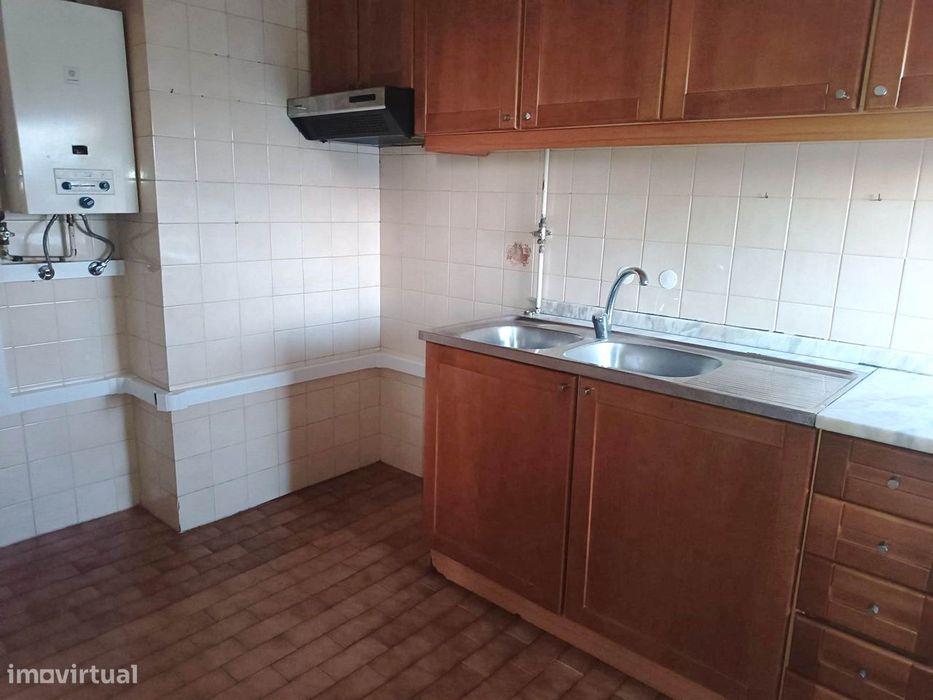Apartamento T1 em Coimbra (Urb. Loreto)
