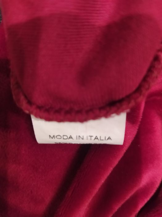 Włoska  bluza z kapturem