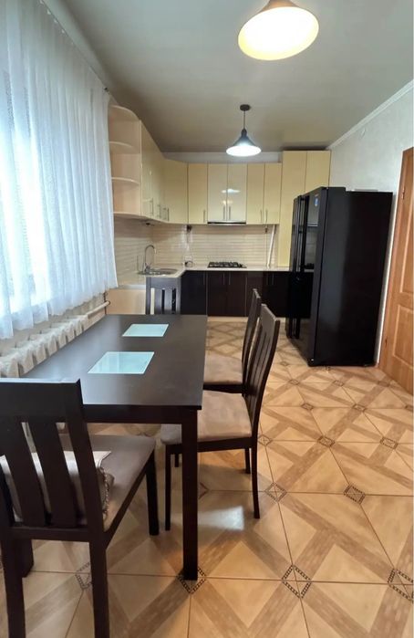 Продам гарний будинок 70км від м.Києва