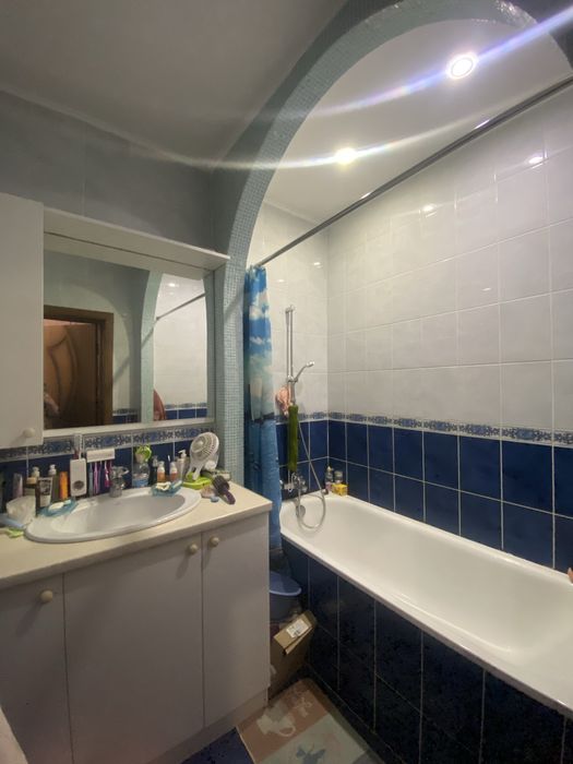 Продам 2к квартиру на Вахтанга Кікабідзе, 12