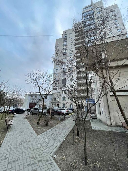 Продам 3х кімнатну квартиру