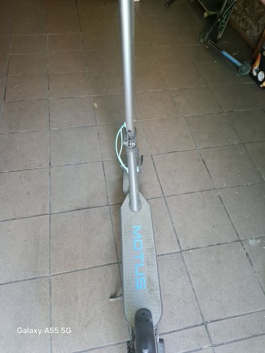 Hulajnoga motus 10 lite