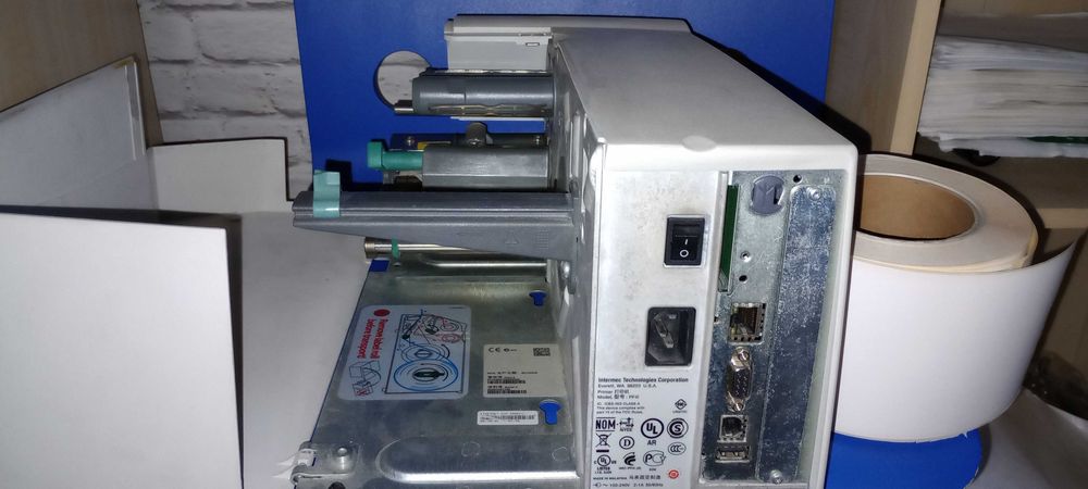Połprzemysłowa drukarka  Intermec  Easycoder  PF4i , 203  DPI.