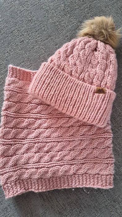 Czapka z kominem komplet