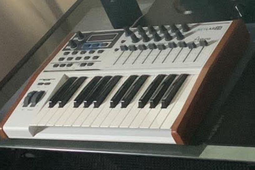Equipamento DJ estudio