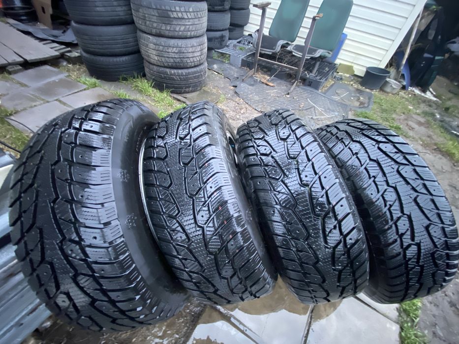 Нова гума 23рік 205 65 Р15