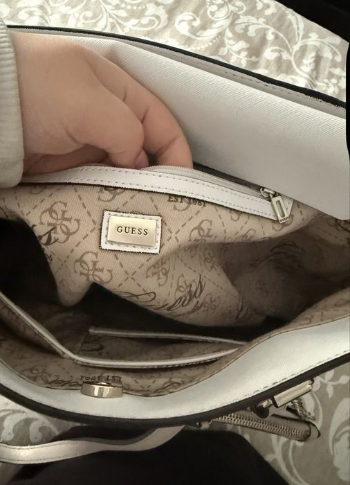 Carteira da guess