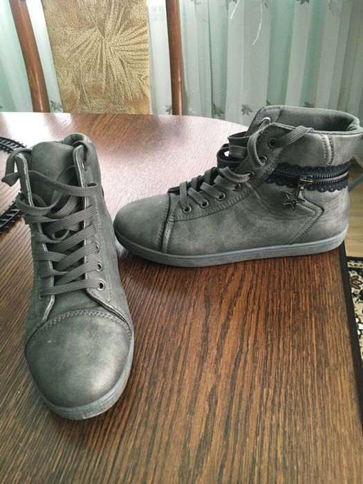 Черевики 39 р