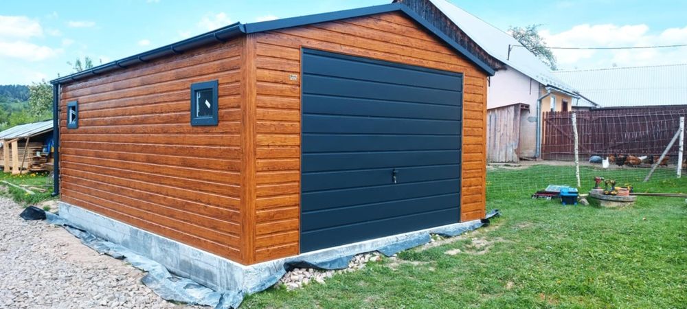 Garaż blaszany blaszak