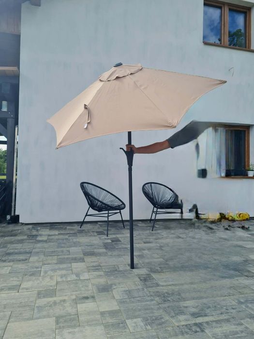 Parasol ogrodowy