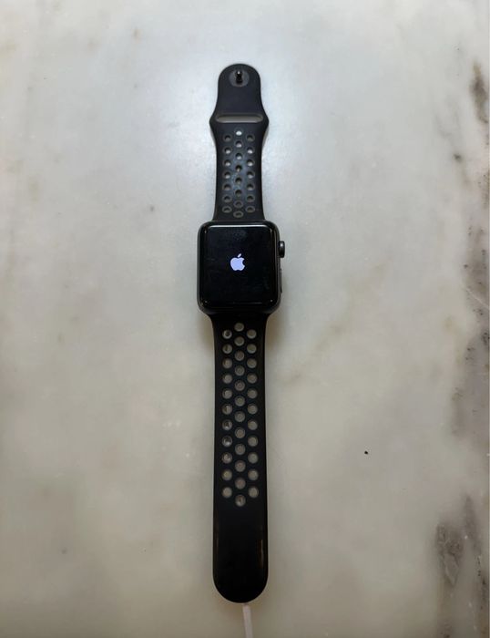 Apple Watch Nike+ 42mm Alum. Case Black/Cool Gray Sport Band