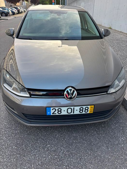 VW Golf VII 1.6 TDI BlueMotion 110cv | Muito Estimado