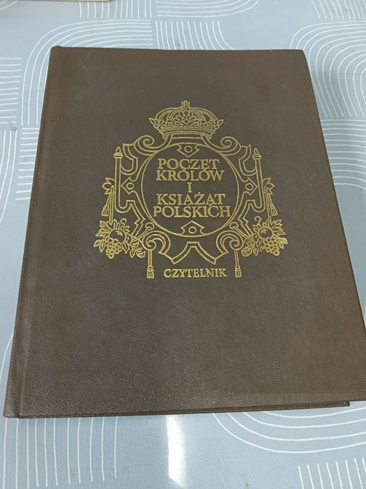 Książka Poczet królów i książąt polskich