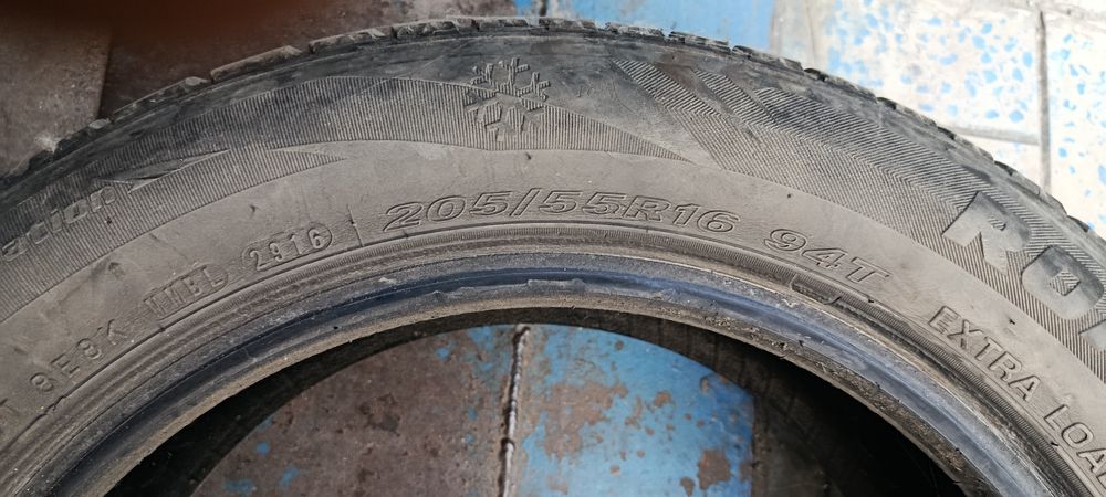 Резина зимняя 16