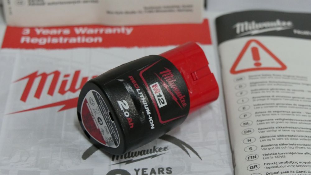 MILWAUKEE bateria 12v 2Ah akumulator wkretarka klucz pila