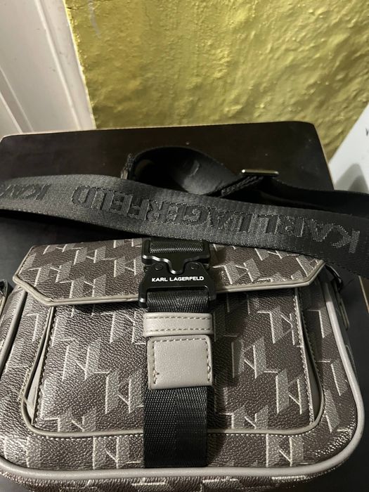 Продам чоловічу сумку назва "Karl Lagerfeld"(оригінал)