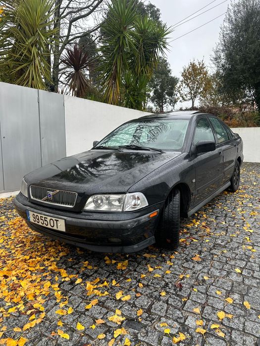 Carro em excelente estado ,vistoria feita esse mês , volvo S40 ano2001
