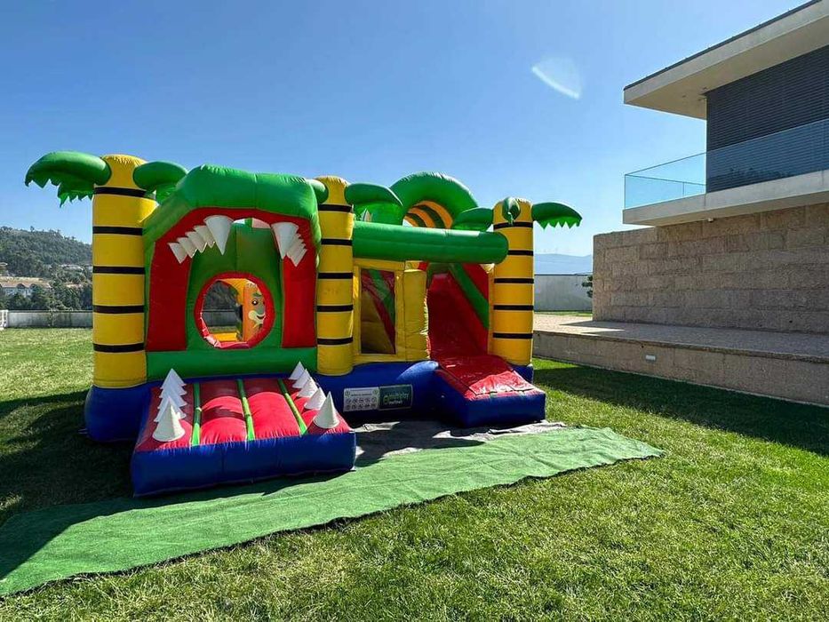 aluguer de insufláveis ,  dia mundial da criança, canhão de espuma