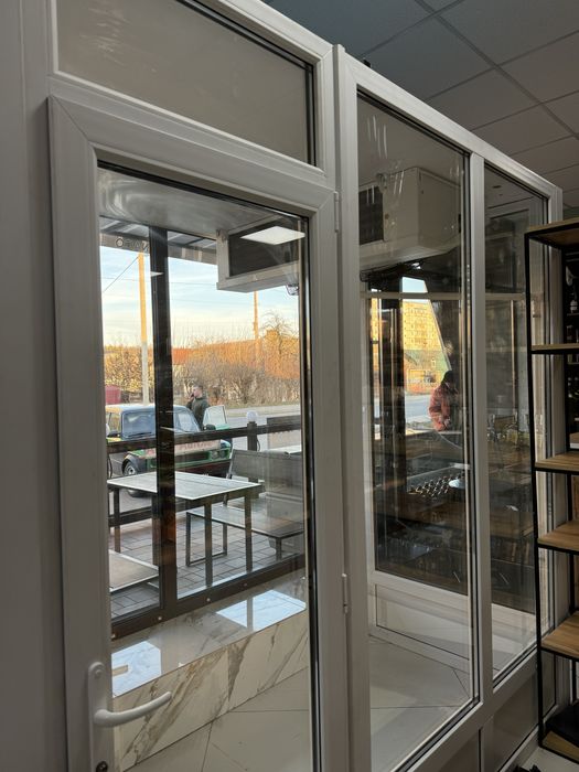 Холодильник для квітів