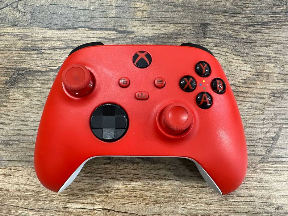 Pad kontroler bezprzewodowy XBOX PULSE RED czerwony bdb gwarancja