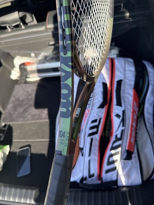 Wilson blade 104 v8
