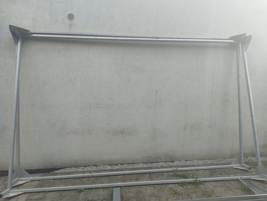 Konstrukcja na wiate lub garaż