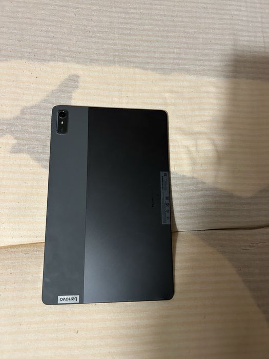 Tablet Lenovo Tab P11 128 GB TB350FU - bardzo ladny + rysik