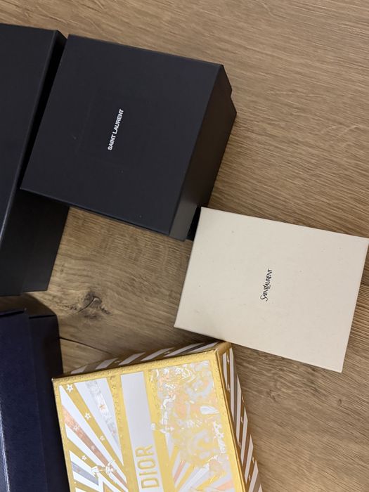 подарункові коробки prada saint Laurent dior