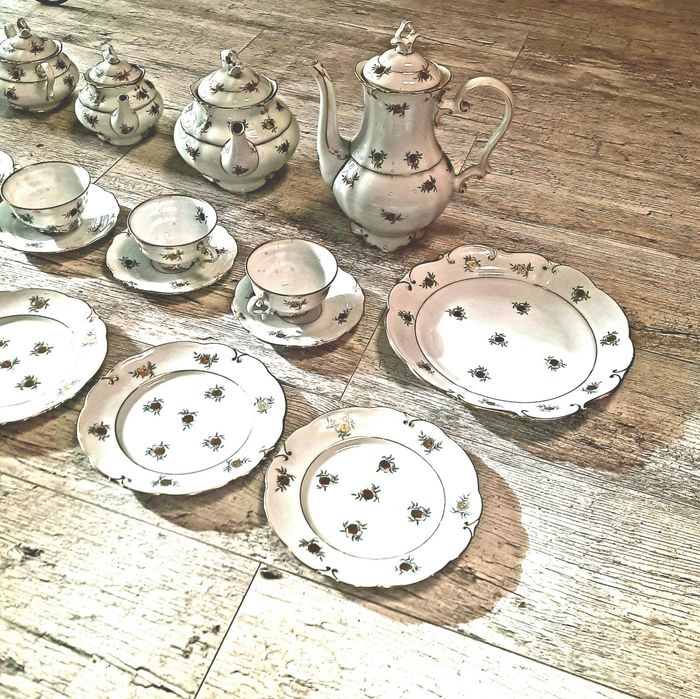 Чайний/кавовий сервіз кістяний фарфор JLMenau 1777 Carmen. Львів.