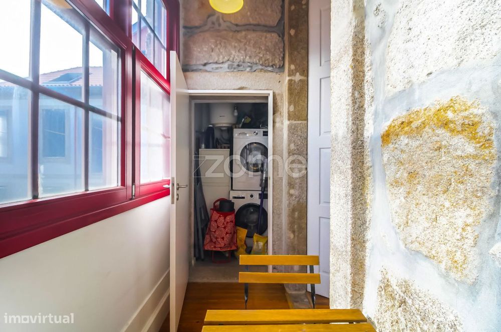 Apartamento T1 na rua do Bonfim