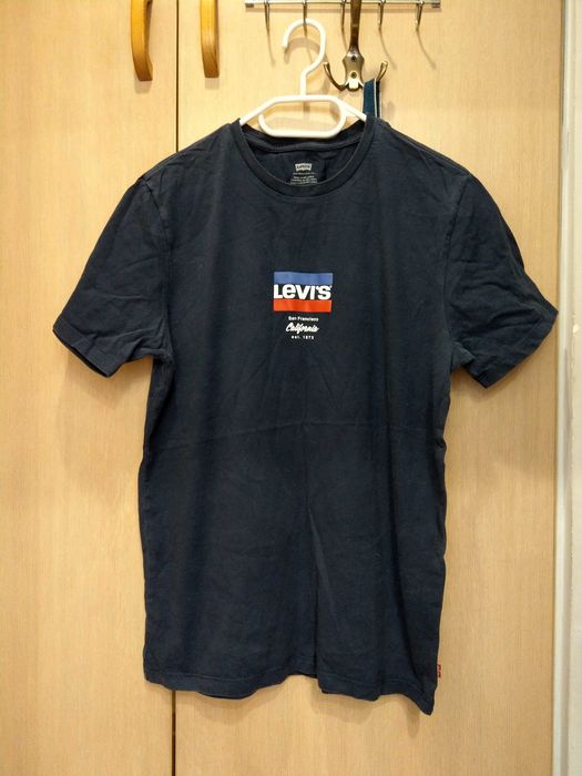 t-shirt Levi's central color logo(unisex)