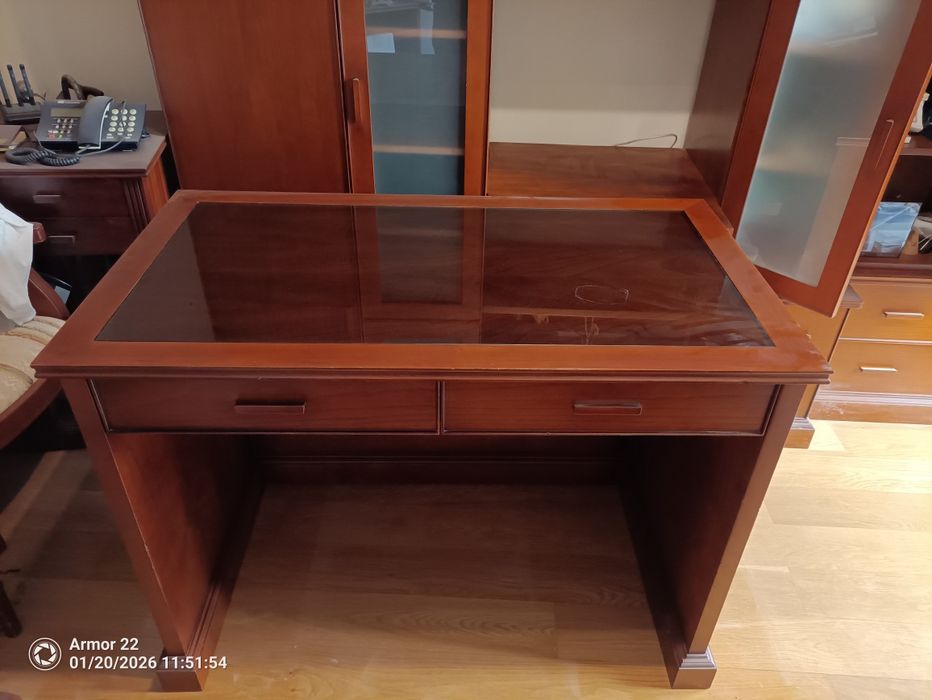 Secretária e móvel gavetas excelente estado