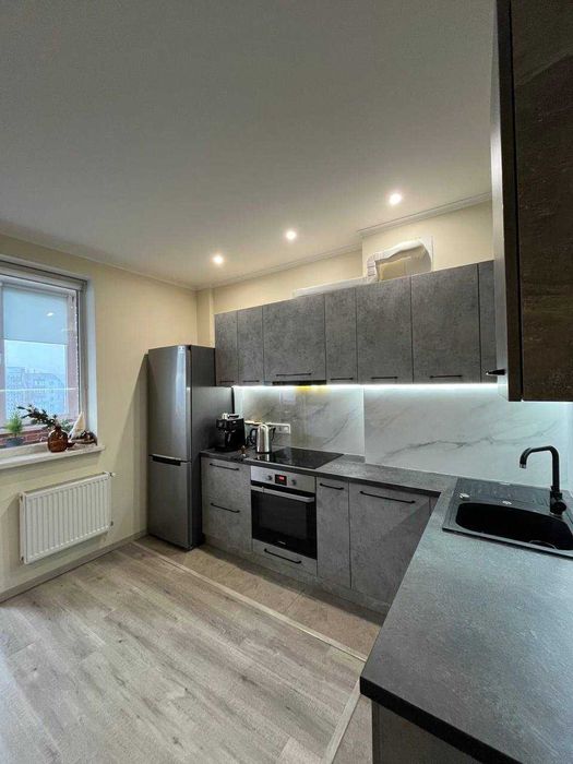 Солнечная Квартира Премиум-Класса с Низкими Коммунальными!