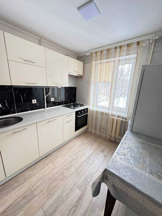 Оренда 1 кімнатної квартири! Гаряча вода та тепло без перебоїв!