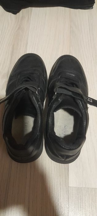 Кросівки на хлопчика дві пари