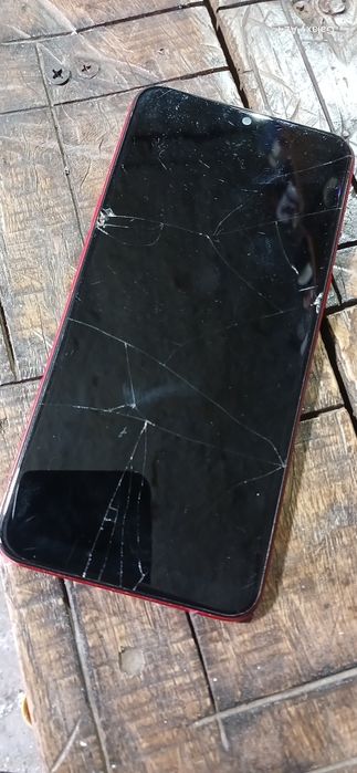 Продам Samsung A20