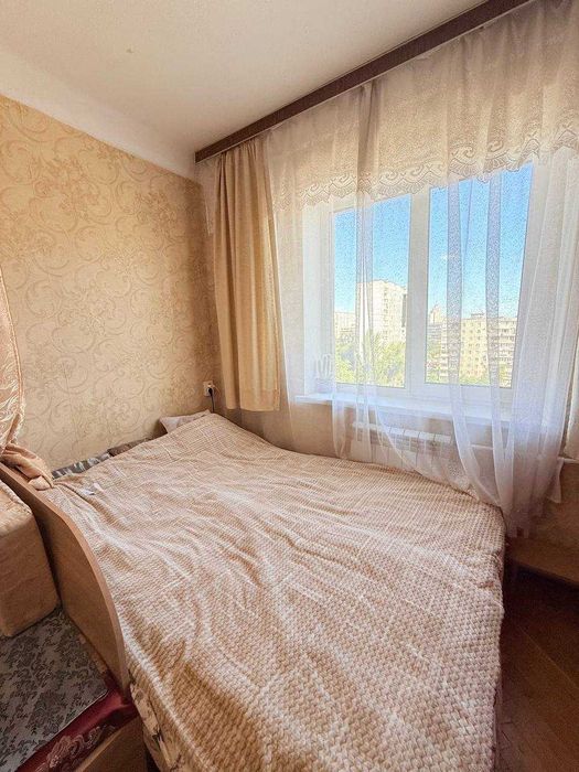 Продам 3-кімнатну квартиру.Оболонь.Київ.Набережна.БЕЗ комісії.